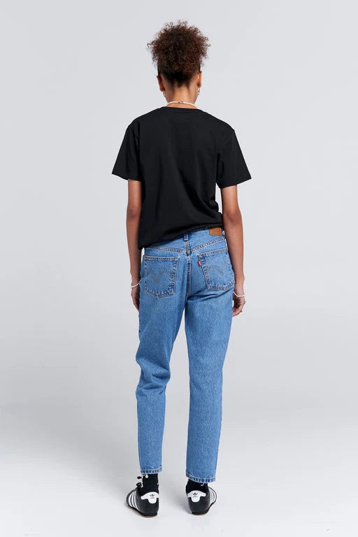 501® Crop Jeans Medium Indigo Worn In Blue