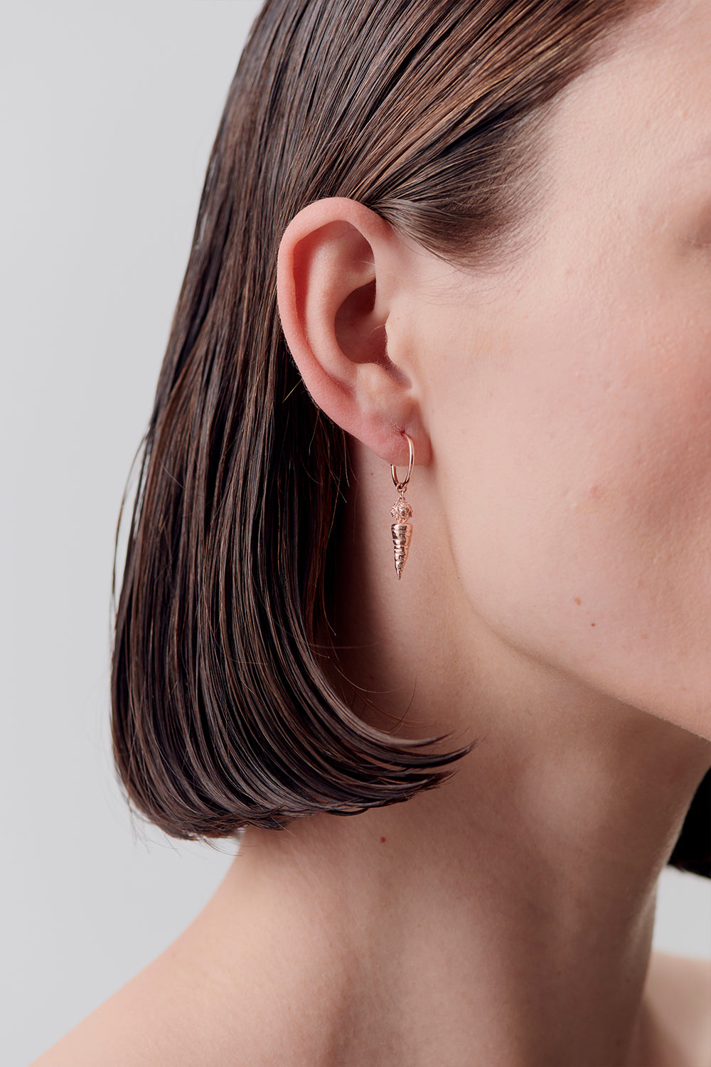 Carrot Earrings Rose Gold