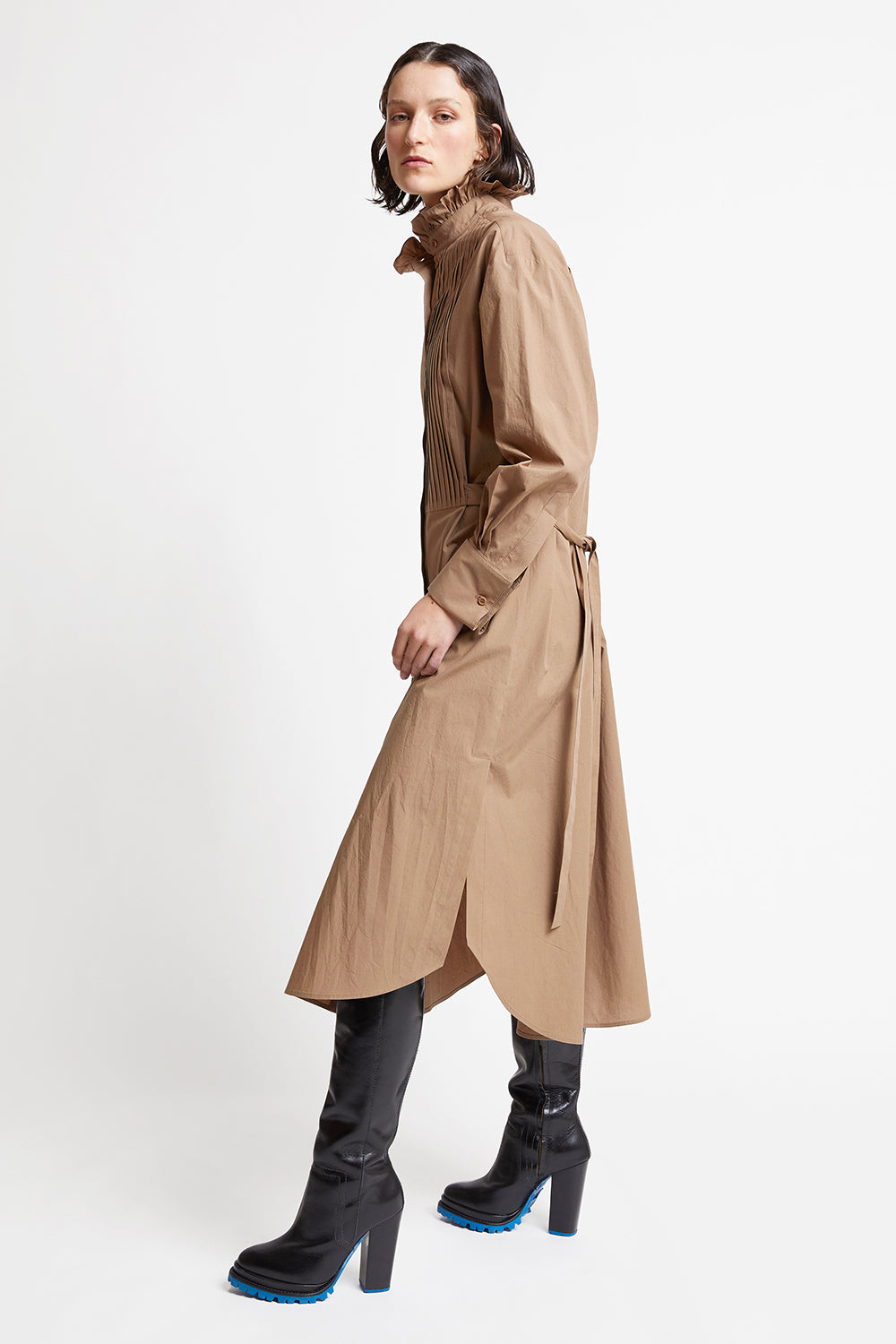 Caspar Organic Cotton Pintuck Dress Bran