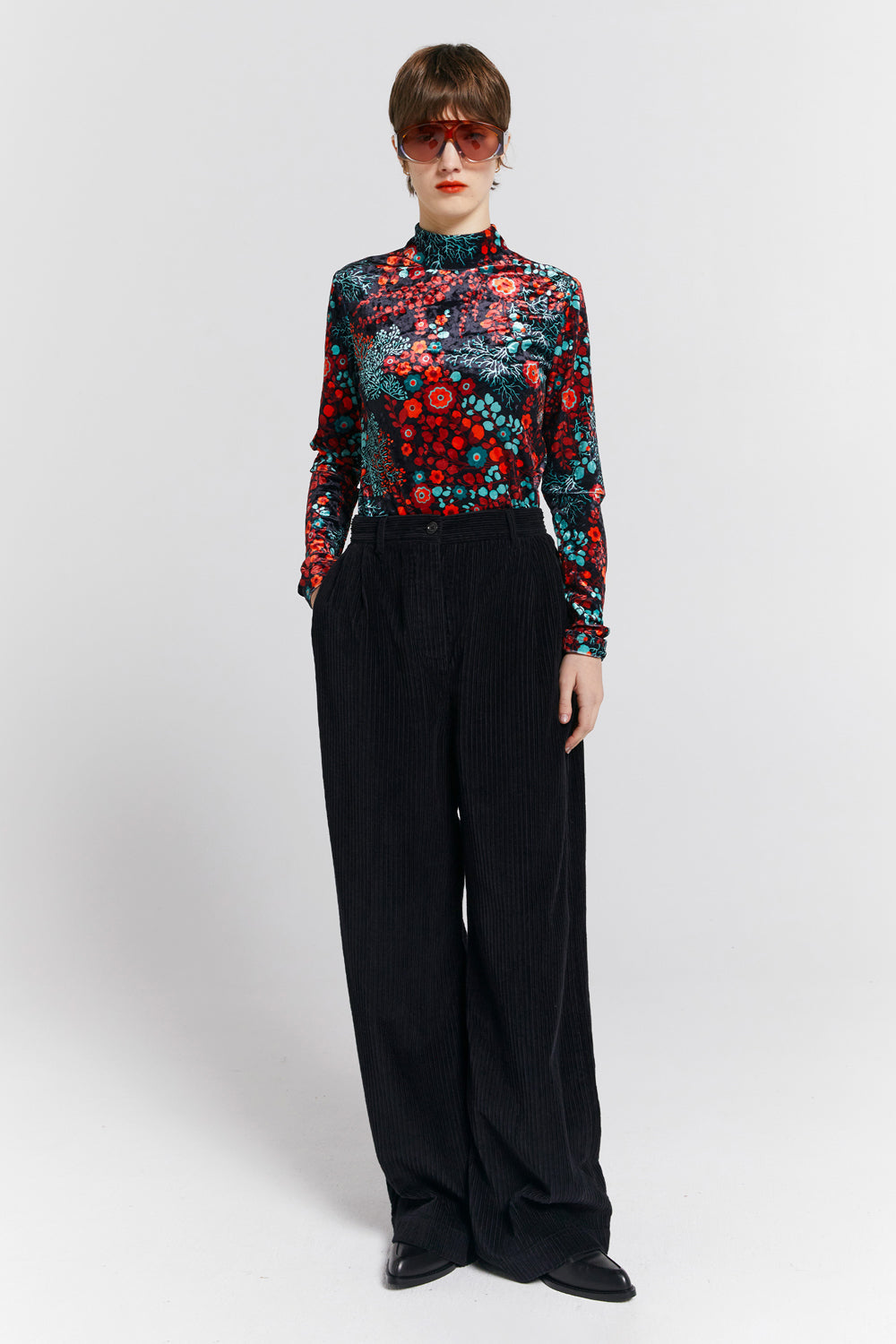 Electric Velvet Turtleneck Black Multi
