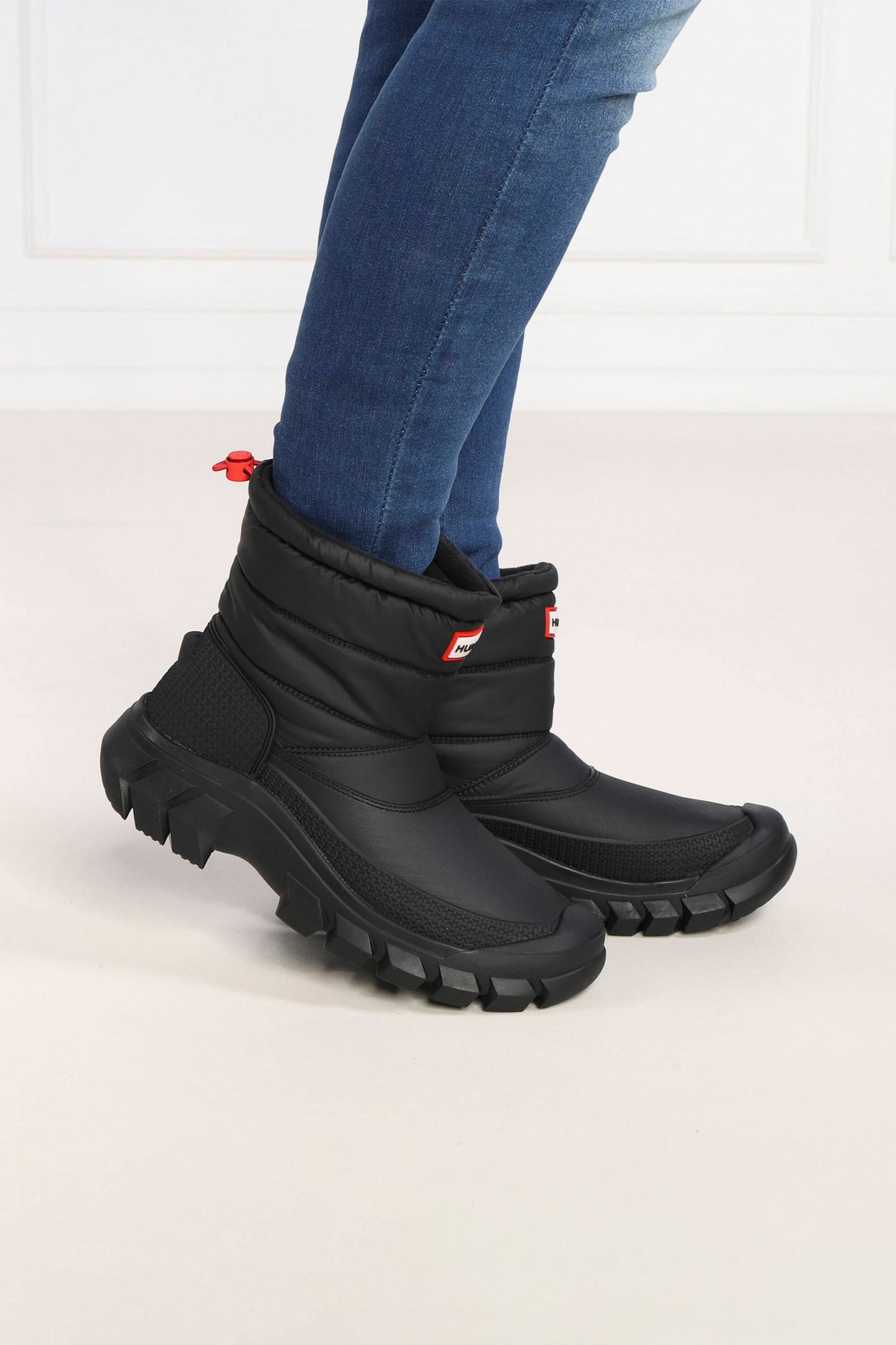 Intrepid Short Snow Boot Black