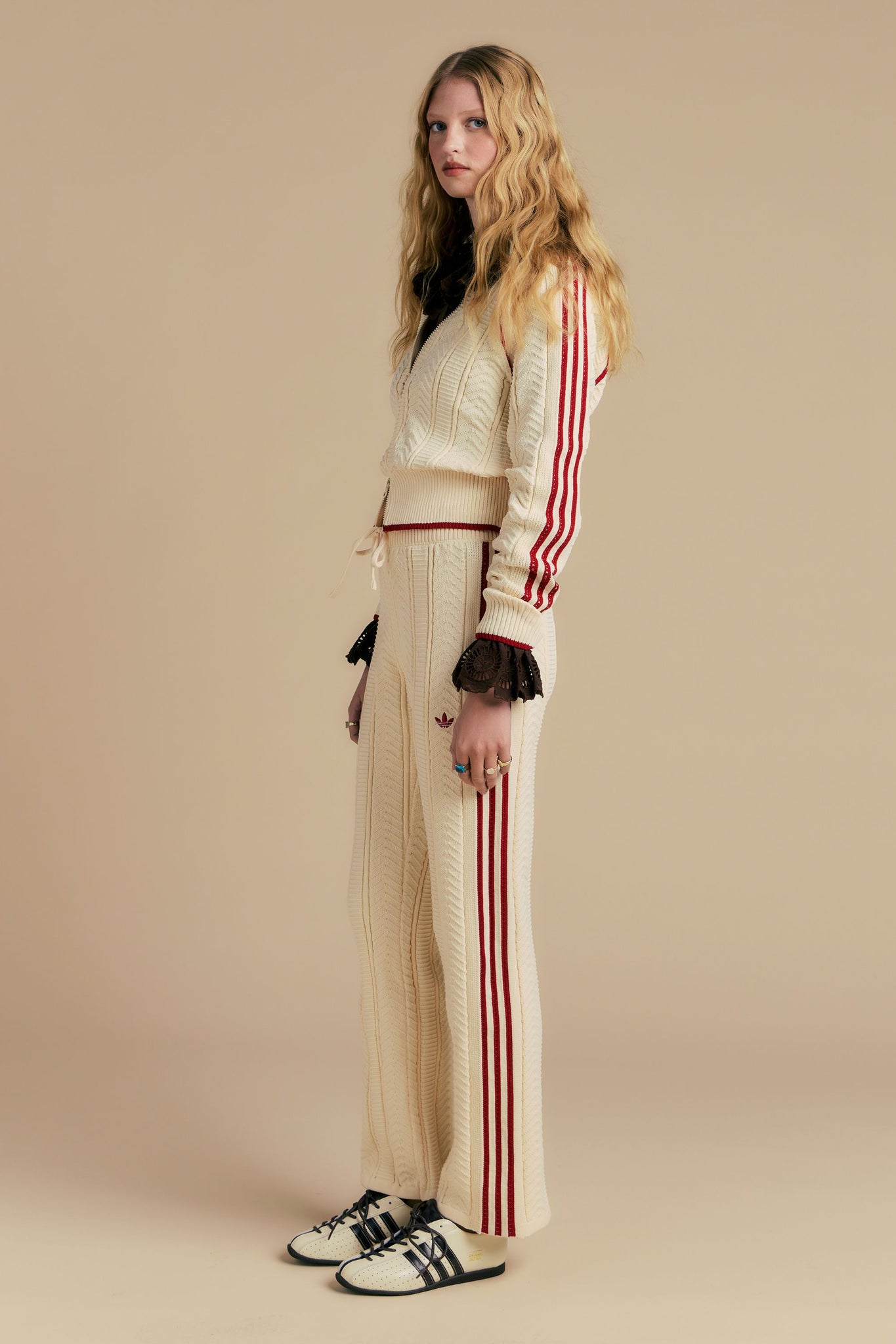 SST Wide Leg Trackpant Warm Vanilla/Red