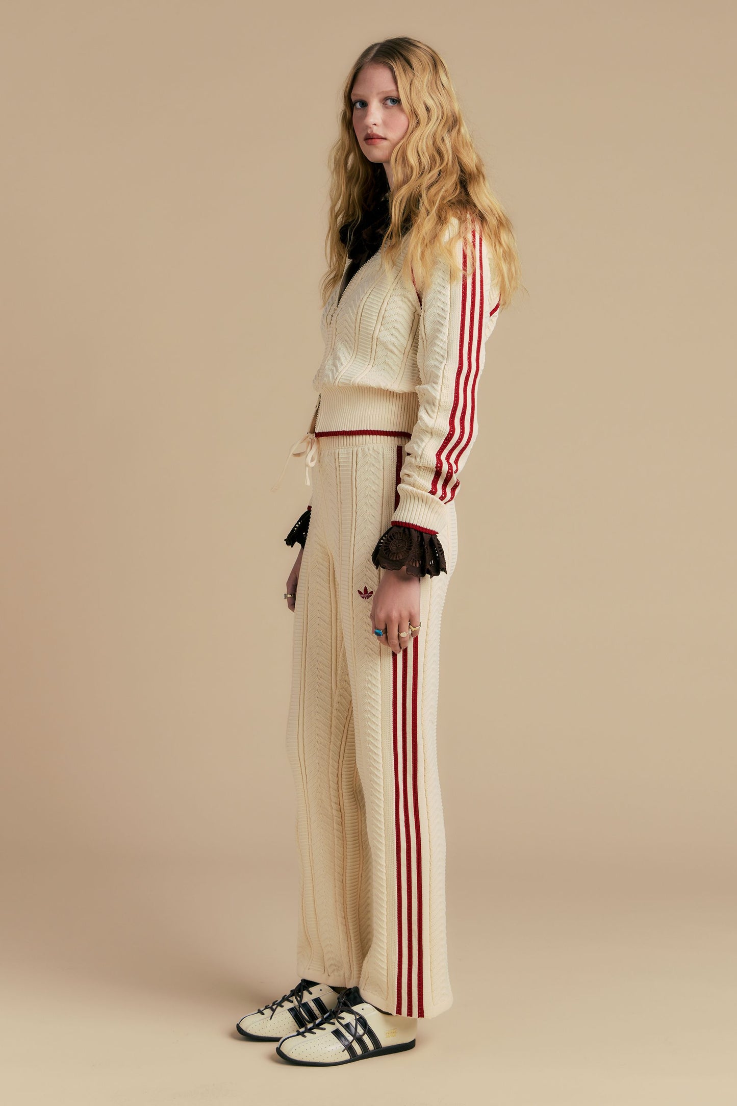 SST Wide Leg Trackpant Warm Vanilla/Red