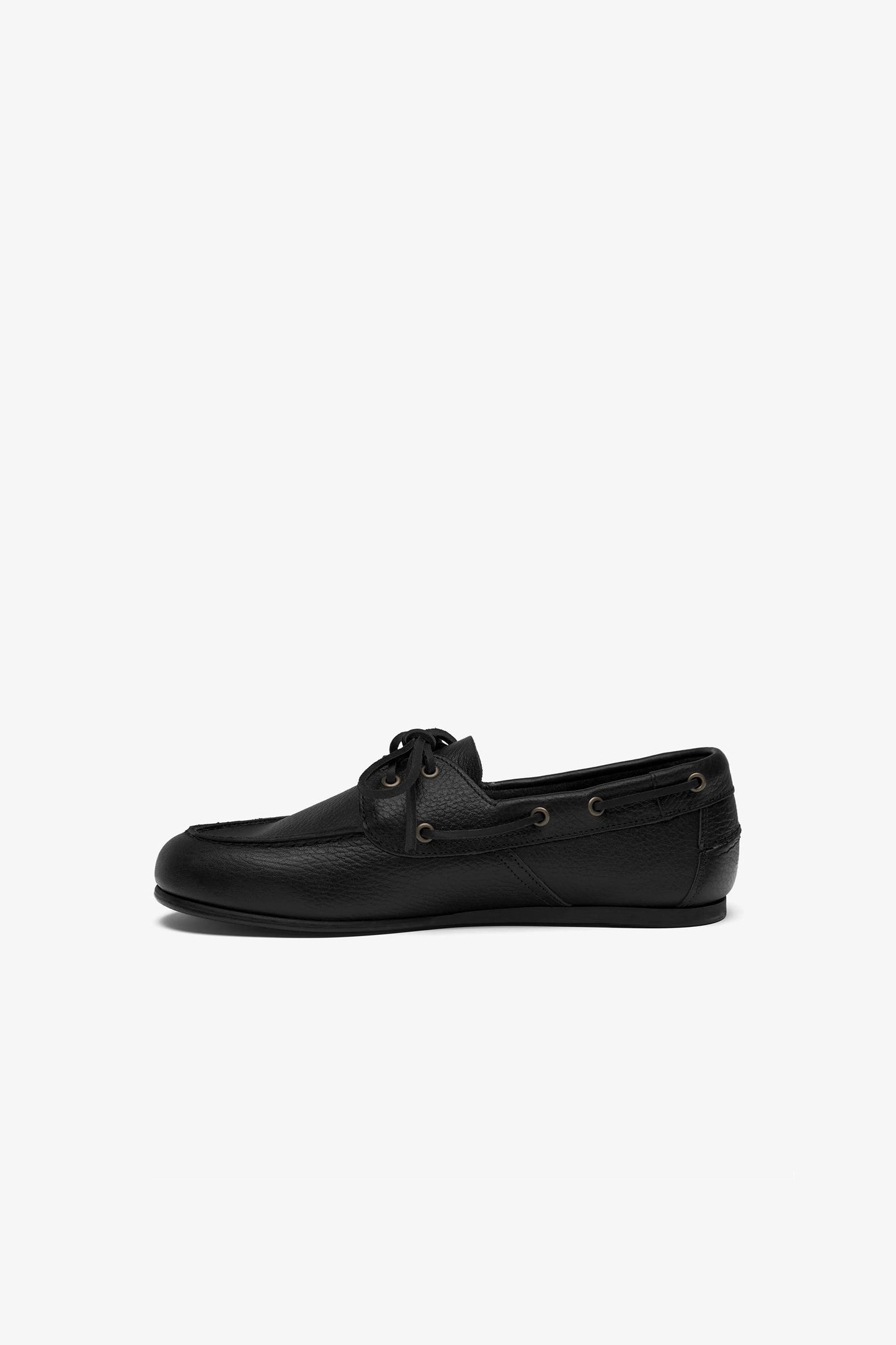 Owen Tumbled Black