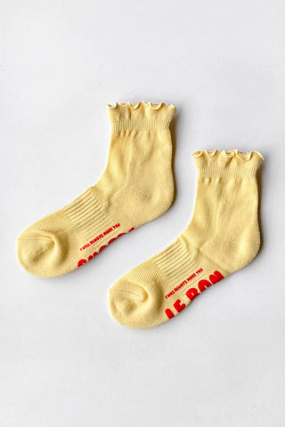 Ruffle Hugger Crew Socks Banana Cream/Red