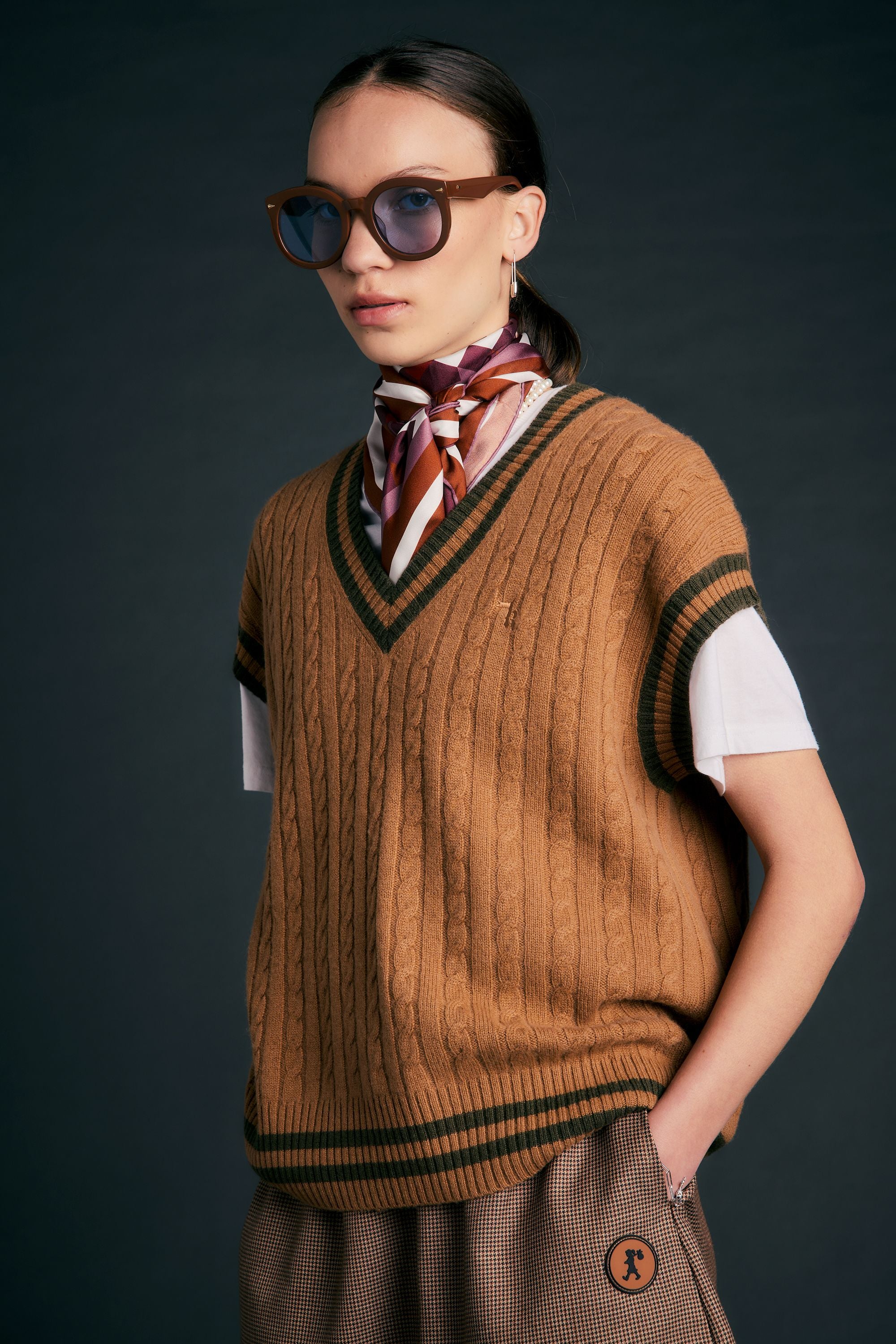 Varsity Knit Vest Tan/Olive – Karen Walker