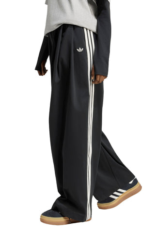 Pleated Pant Black/Chalk White