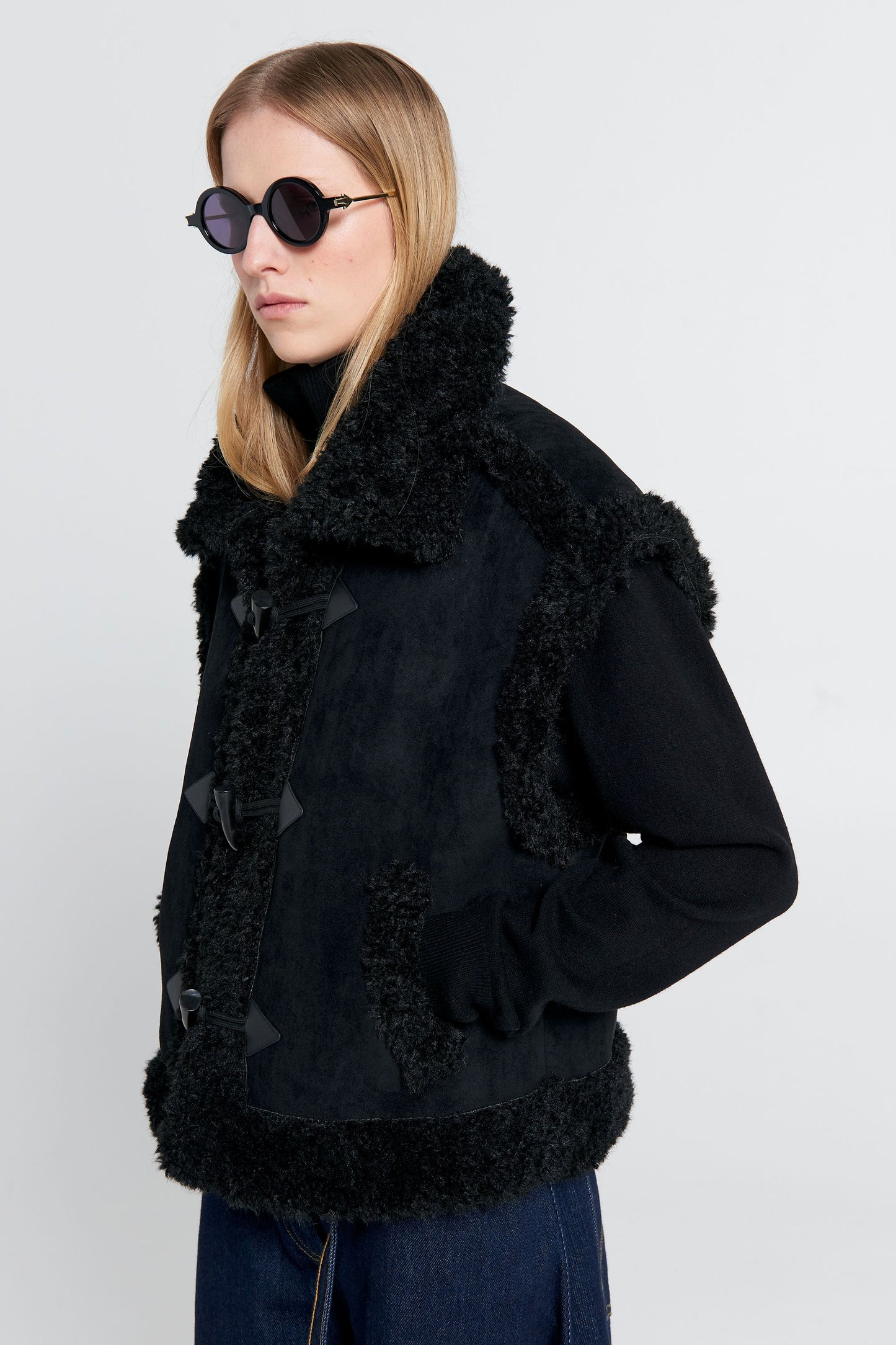 Village Vest Black