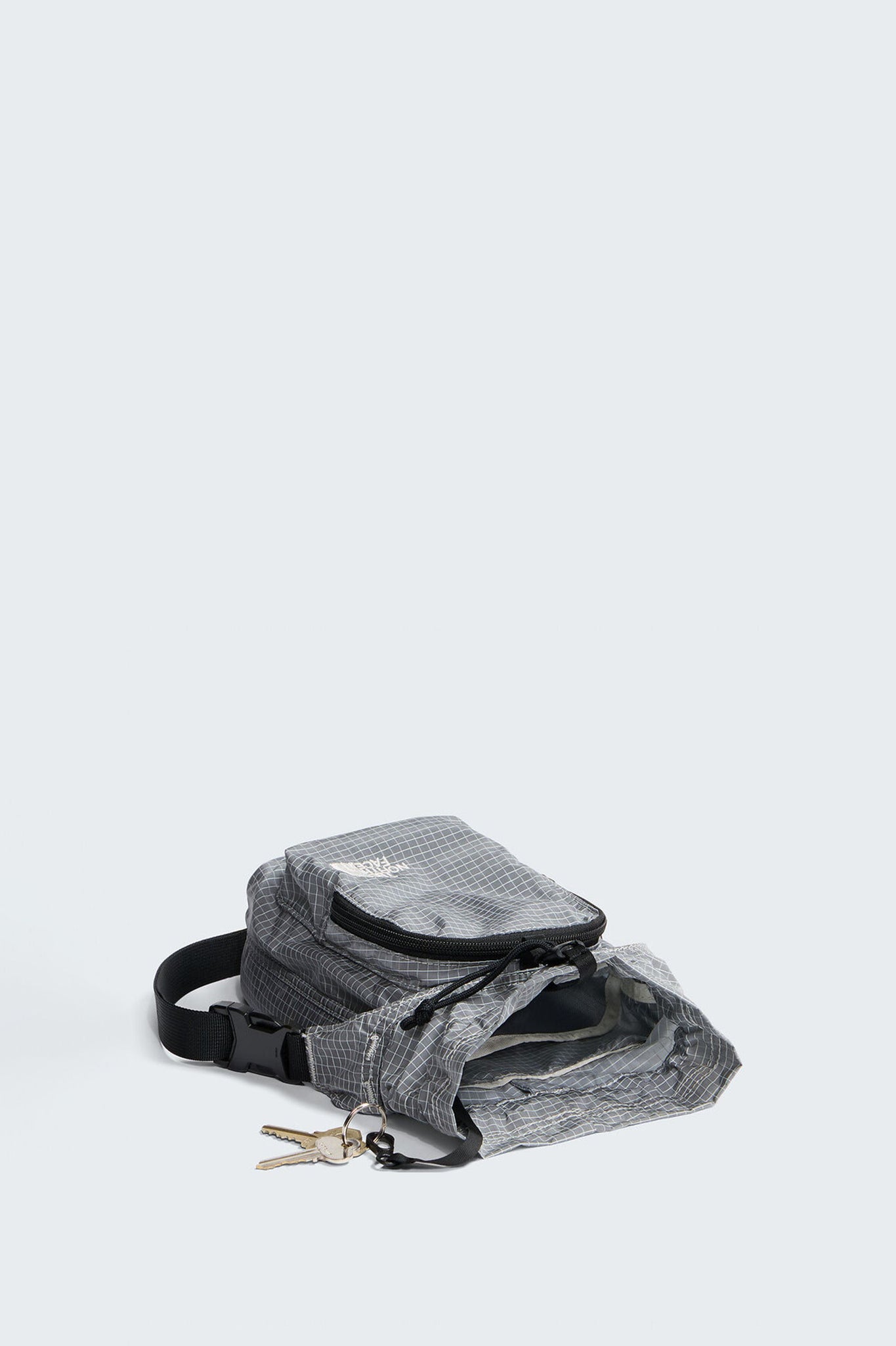 Never Stop Bucket Bag Cumulus Cloud