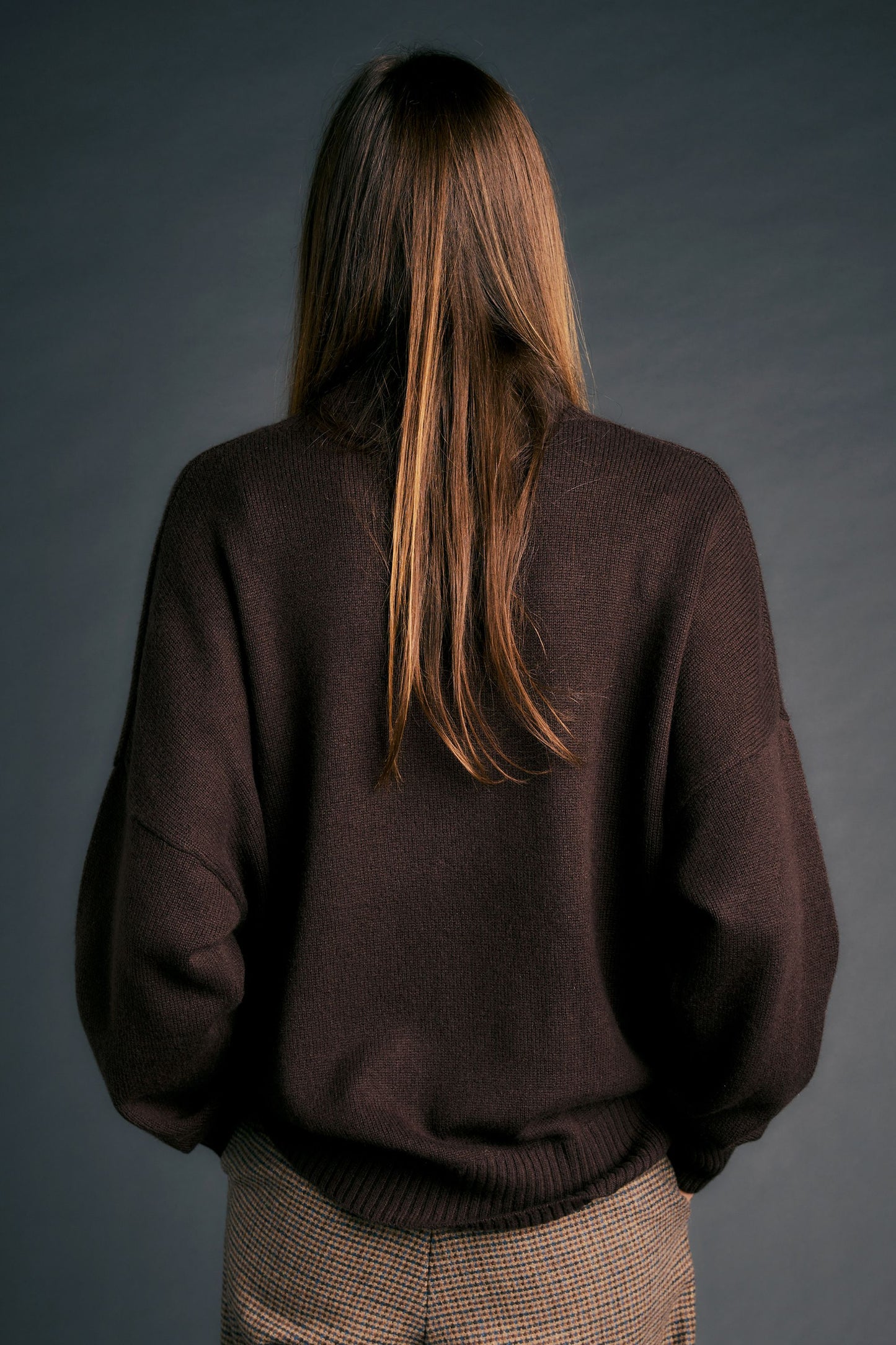 Carmen Oversized Turtleneck Sweater Chocolate