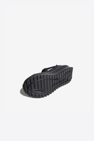 Travel Flow Mary Jane Trainer Black