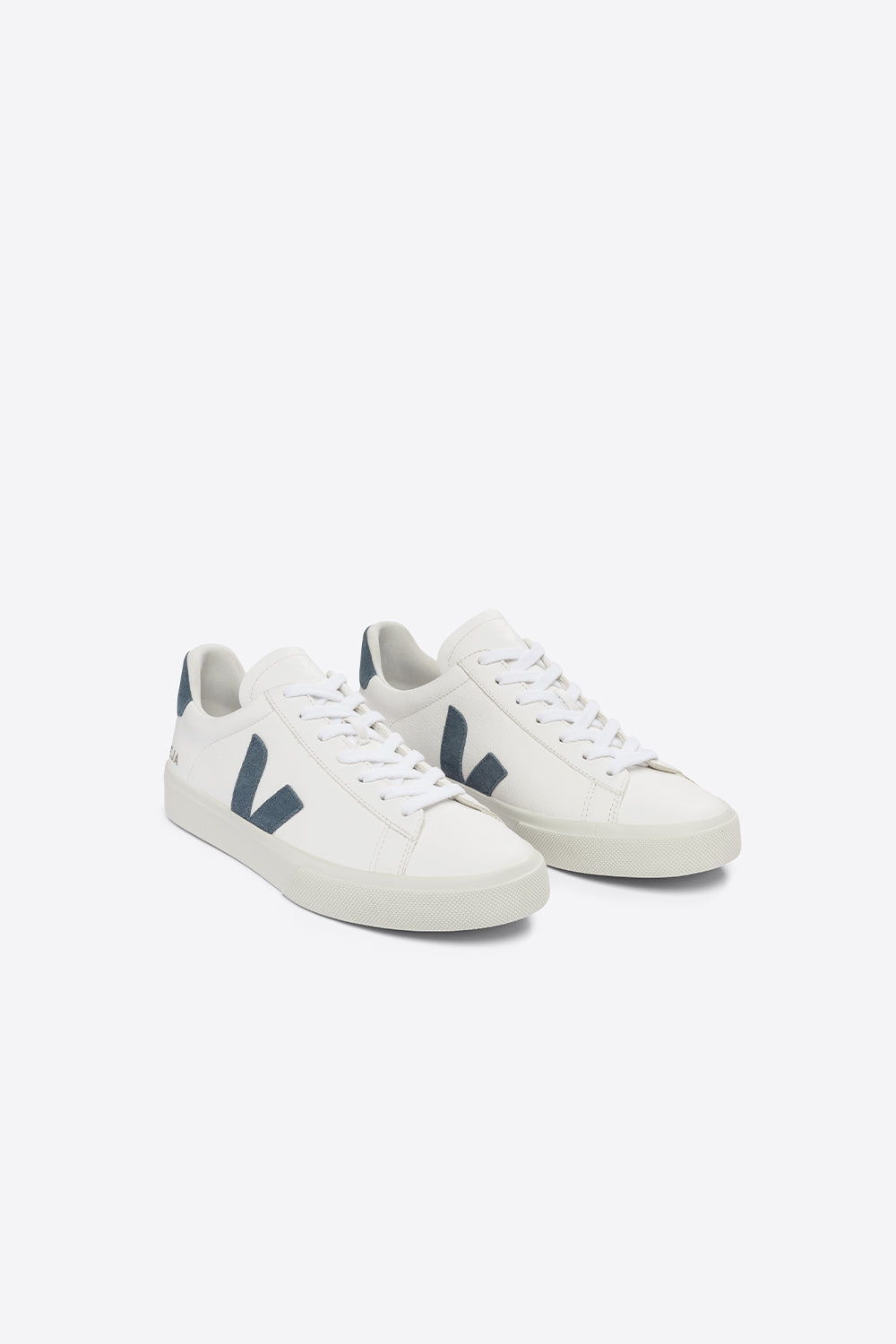 Veja Campo Extra White/California