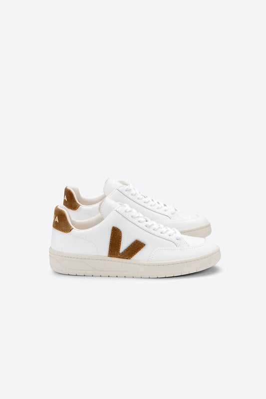 V-12 Extra White/Camel
