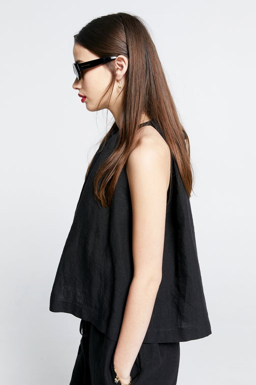 Wardian Bow Back Top Black