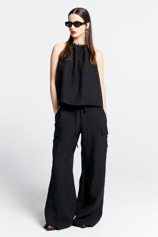 Wardian Bow Back Top Black
