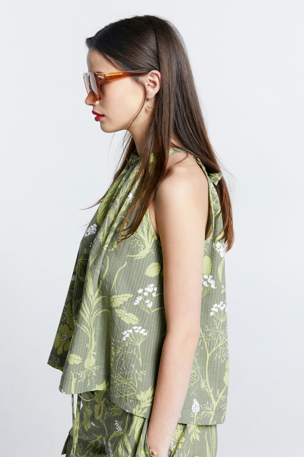 Wardian Bow Back Top Green