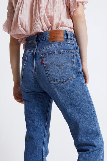 Levi's 501® Crop Jeans Medium Indigo | Karen Walker