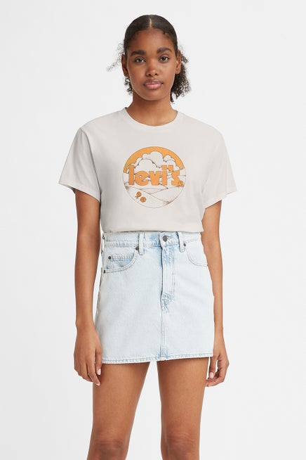 Levi's Graphic Varsity T-Shirt Landscape Poster Logo Sugar Swizzle
