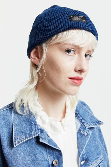 Top 33+ imagen levi’s cropped beanie